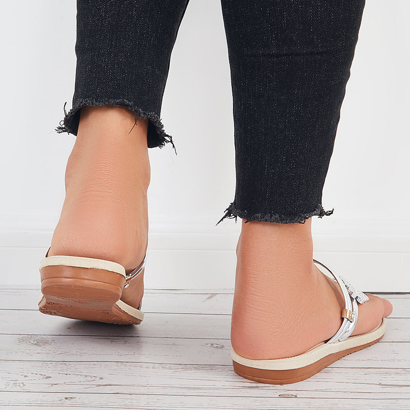 Slip on Butterfly Toe Ring Flat Sandals Flip Flops with Clip Toe - Image 48